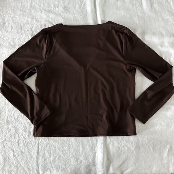 Old Navy Double Layer Sculpting Crop Long Sleeve - Picture 2 of 6